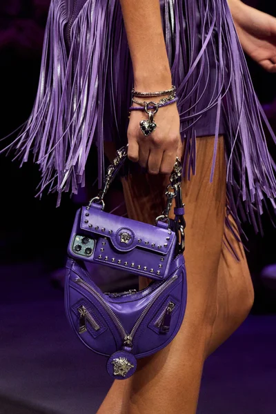 Look 84